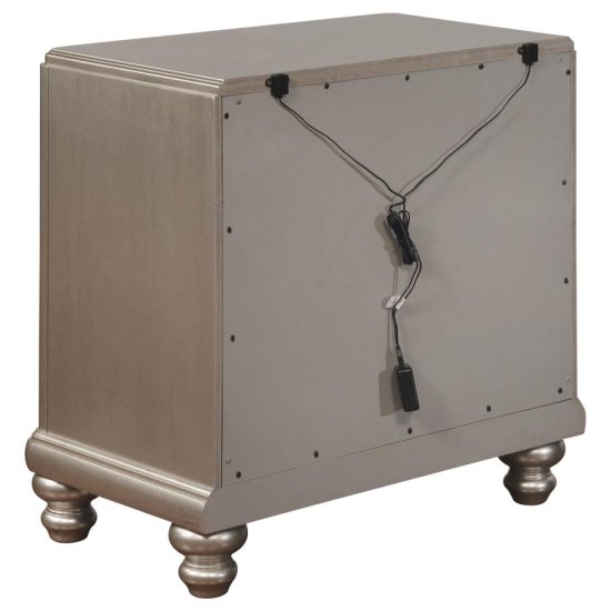 Bling Game 4-piece Eastern King Bedroom Set Platinum