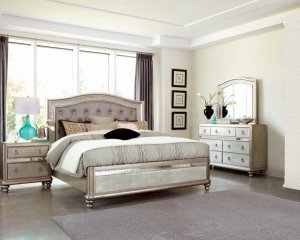 (image for) Bling Game 4-piece Eastern King Bedroom Set Platinum