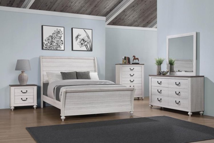 Modal Additional Images for Stillwood Wood Eastern King Sleigh Bed Vintage Linen