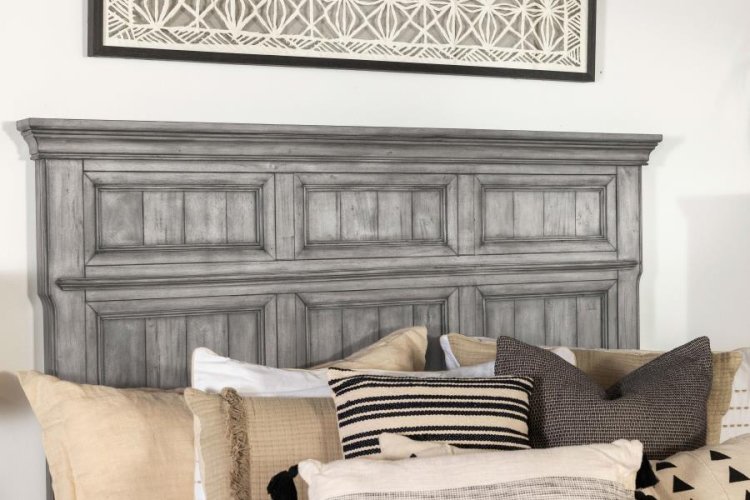 Avenue Wood Queen Panel Bed Weathered Grey