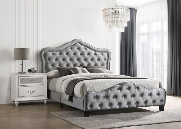 Modal Additional Images for Bella Upholstered Eastern King Panel Bed Grey