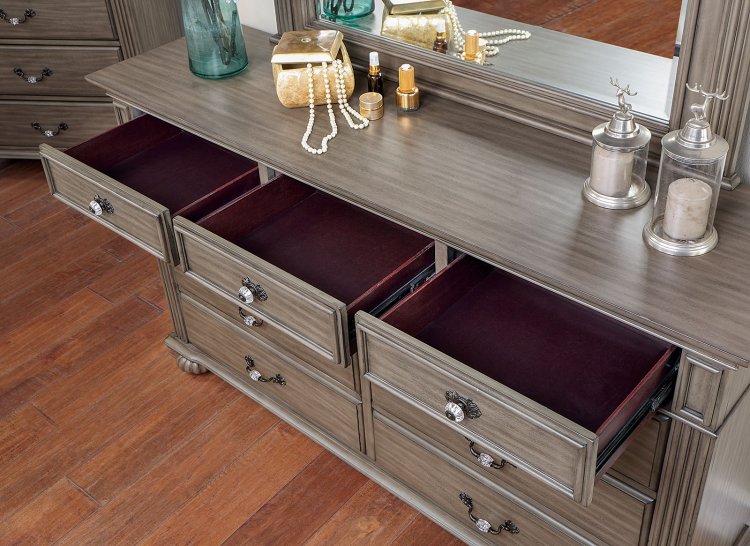 Syracuse Qn. 5Pc W/2Ns
